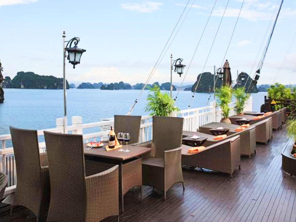 Victory Boutique Cruise Hotel Ha Long Exterior photo